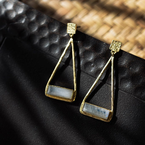 Dhanira Earrings-moonstone