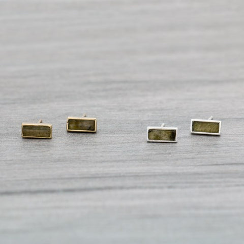 fortune studs-labradorite
