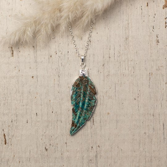 sparrow necklace