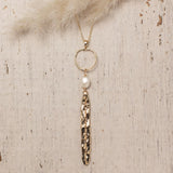 coastline necklace-white pearl