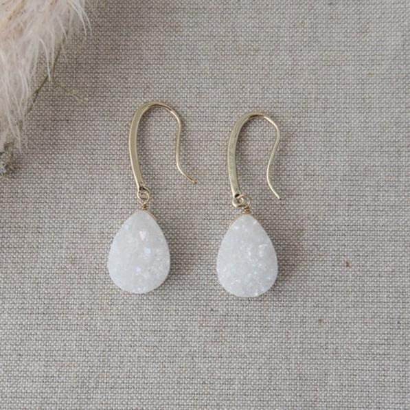 cosmos earrings-white