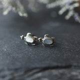 Dtao Studs-mother of pearl
