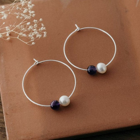 earthy whispers hoops-pearl/amethyst