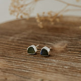 fleck studs-labradorite