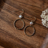 halo earrings-white pearl