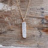 janet necklace-gold/white