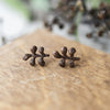 leaflet studs