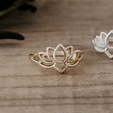 lotus ring-gold