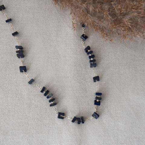 louvre necklace-lapis lazuli