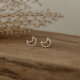 silhouette studs