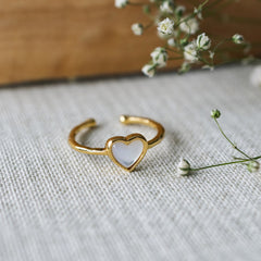 sweet stone ring-mother of pearl