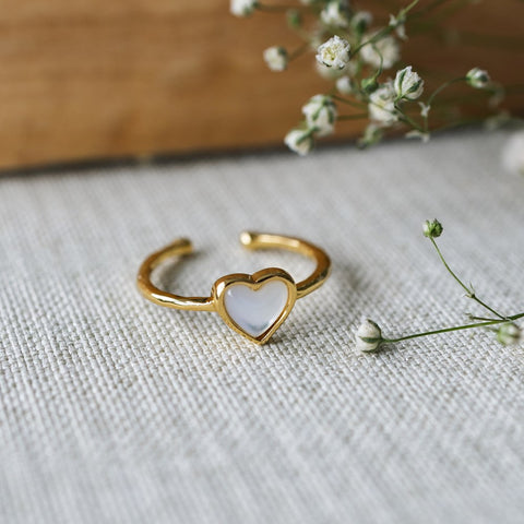 sweet stone ring-mother of pearl
