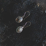 Titik Earrings-oval