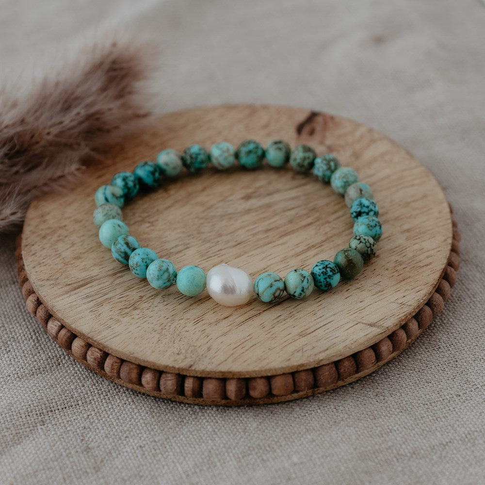 nika bracelet-turquoise/white pearl
